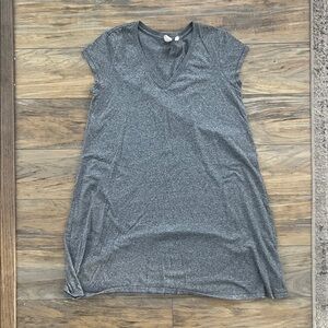 GAP Heather Gray Short Sleeve Women's t-shirt dress